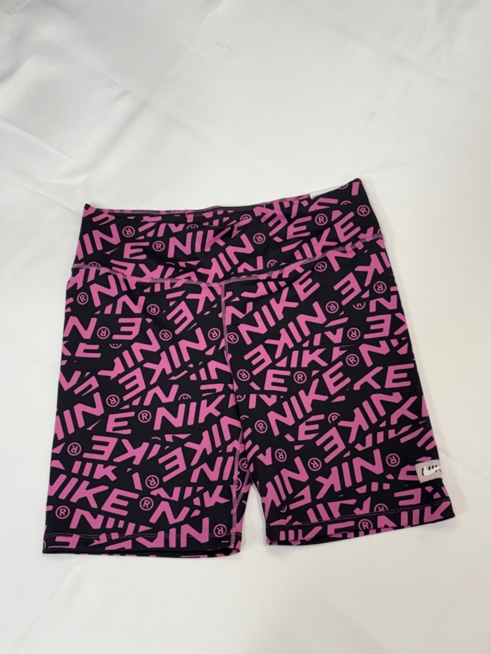 NIKE WOMEN ONE DRI-FIT MID-RISE 7”AOP BIKE SHORTS BLACK-PINK!